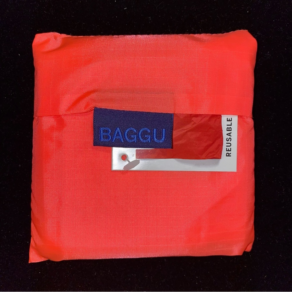 NWT BAGGU ELECTRIC POPPY Standard Size Reusable Bag